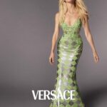Claudia Schiffer Instagram - Iconic metal mesh, Medusa ’95 bags — it could only be Versace! My ninth campaign with my Versace family and the one and only @donatella_versace - I love you ♥️ #VersaceSS24 #VersaceMedusa95