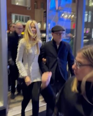 Claudia Schiffer Instagram - A New York minute for @argyllemovie. In theatres everywhere TODAY!