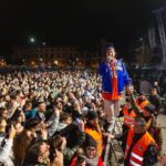 Clementino Instagram - Ringrazio Dio Ringrazio il Team Ringrazio Voi Ringrazio Me La Musica è Armonia nell’Universo. Cava De’ Tirreni 5/01/2023 #clementinoLive2024 Continuiamo a scrivere la storia 🩵 Grazie Guagliù!!! Cava de' Tirreni