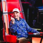 Clementino Instagram - Ora su @rai1official !!! Inizia @thevoice_italy 📺🎙️🔥 #thevoicesenior IN tv