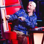 Clementino Instagram - The Voice !! Grazie per averci seguito 🩵 #TheVoiceSenior ci vediamo Venerdì !! @thevoice_italy The Voice of Italy
