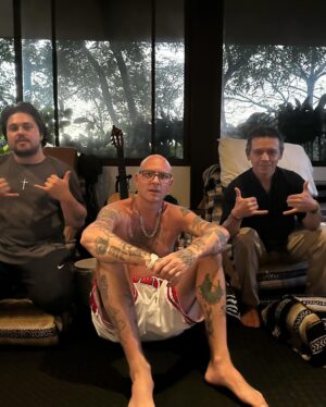 Clementino Instagram - Ayahuasca heal my heart 🩵🐺🌱🔥
Tnx shaman @taita.juanito
#costarica
@rythmia_ @gerardarmondpowell