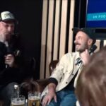 Clementino Instagram – 😂😂😂😂 Fuori adesso la fantastica intervista @invito_a_cena_con_delivery !!
Aneddoti e Risate assicurate!!!! 
@paolomaccaro @francesco_arienzo @_veronica_pinelli 💙☀️ Podcast