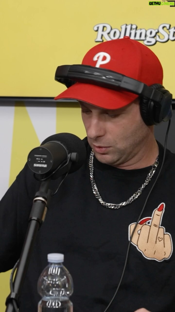 Clementino Instagram - Il video podcast curated by @rollingstoneitalia con @giuliasalvi e @filippoferrar è solo su WOLF, il lifestyle program per chi vive di passioni. 🔥🔥🔥 @wolfhungryforlife @hypeapp #WOLF #HYPE #WOLFHUNGRYFORLIFE #ADV