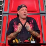 Clementino Instagram - Ora Basta!!!!! Messaggio urgente per gli autori di The Voice Kids: Quando fate le sorprese ai concorrenti e fate venire le Nonne al posto mio, siete pregati di avvertirmi !!! Ps : Da guardare fino alla fine 😂😂😂😂😂😂😂😂😂😂😂😂😂😂😂😂😂😂😂😂 Ovviamente si scherza!! Un bacione a Valentina e alla sua bellissima Nonna 🇮🇹💙🇷🇴 The Voice of Italy
