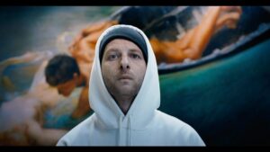 Clementino Instagram - Ecco la storia di Napoli in rima dalla sua fondazione a oggi !!!! 🧜‍♀️🌋 💙

“Neapolis” fuori adesso su tutte le piattaforme digitali !!!

Colonna sonora del docufilm “Posso Entrare” (An Ode to Naples) di @trudiestyler 

 AL CINEMA 6- 7 - 8  NOVEMBRE !!!!!!! 🎬

Consiglio questa canzone a tutti i ragazzi a scuola per imparare brevemente la storia di Napoli.

Rap @clementinoiena 
Testo @clementinoiena & @amedeo_palumbo 
Musica @endly.space @pj.gionson 
Tnx  @filmedbyired

Scritto e diretto da Trudie Styler 
Una produzione Big Sur, Mad Entertainment con Rai Cinema in coproduzione con Luce Cinecittá 
Con il contributo della Regione Campania e della Film Commission Regione Campania 
Al cinema il 6-7-8 novembre 
Montaggio Walter Fasano
Direttore della fotografia Dante Spinotti