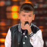 Clementino Instagram – Leggere con attenzione:
#AscoltiTv dell’8 dicembre 2023:
Fenomenale #TheVoiceKids che ieri vince ancora la serata del Venerdì !!! Questa volta con un margine ancora più ampio, visto da ben 3.849.000 mln e il 22.73% di share. 
FRAAAAATM 💙📺
E.. a proposito… ieri  MONOPOLIO CLEMENTINO SULLA RAI 😂
Perché  su Rai3 c’era il film “Il Materiale Emotivo “ di Sergio Castellitto dove ci sono anche io tra gli attori del cast . E conquista il 3% di share 
Quindi… facendo  il calcolo… ieri ho totalizzato quasi il 26% in tutto. 
I’m the new Pippo Baudo 😂😂🔥🔥💪🏽💪🏽💪🏽📺📺📺💙💙💙 Rai Uno