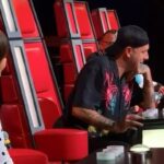 Clementino Instagram - E tra gioie ed emozioni indovinate quale è il programma più seguito di ieri sera ? 😍 The Voice Kids!! La seconda puntata su RaiUno registra il 22% di share 🤯🤯🤯 Grazie a tutti! Ci vediamo venerdì !!!! #thevoicekids #thevoicekidsit @thevoice_italy Showman