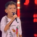 Clementino Instagram - E tra gioie ed emozioni indovinate quale è il programma più seguito di ieri sera ? 😍 The Voice Kids!! La seconda puntata su RaiUno registra il 22% di share 🤯🤯🤯 Grazie a tutti! Ci vediamo venerdì !!!! #thevoicekids #thevoicekidsit @thevoice_italy Showman