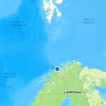 Clementino Instagram - Questa volta ci siamo spinti al limite, siamo arrivati ai confini del mondo nel vero senso della parola. Il Grande Nord… L’Aurora Boreale… Il Circolo Polare Artico con le sue balene. Grazie Tromsø!! Torniamo a casa con un bellissimo ricordo della Norvegia 🇳🇴💙 “La vita va vissuta in Larghezza, non in Lunghezza “ ( Luciano De Crescenzo) #Norvegia #Scandinavia #Lapponia #tromsø #aurora #northernlights #auroraboreale #circolopolareartico #norway #scandinaviandesign #polo #polonord #northpole