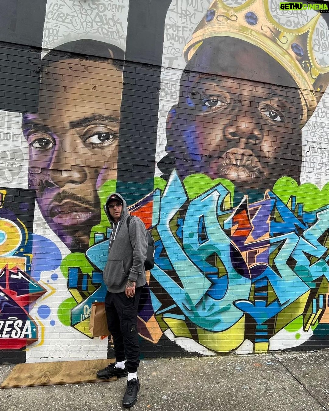 Clementino Instagram - Brooklyn π πΊπΈ Sono passato a salutare un poβ di amici e a registrare delle bombe in studio e in radio che ascolterete molto presto π₯ #brooklyn #brooklynbridge #newyork #newyorker #newyorkcity #usa Brooklyn, New York