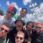 Clementino Instagram - NAPOLI RAP OG 🔥🐺 Oggi diamo i numeri : Con “MEZZO MILIONE” di persone in totale ai concerti, il #Clementinolive2023 è stato di sicuro uno dei tour più visti di questa estate in Italia 🇮🇹 (Guardare per credere) “53” date “500’000” Spettatori “7” elementi della band “2” ore di spettacolo a sera “35” persone dello staff (Nelle Piazze, si bravo, le piazze, dove la gente non paga…) “Migliaia” di Kilometri macinati A’ Gent… La passione per il Rap che non mi toglieranno mai. La nostra squadra che amo. La piazze… Quelle che.. tutti dicono che “è facile suonare nelle piazze ! “ Qualcuno crede sia facile fare le piazze… Mettere insieme le persone di tutte le età… Dal ragazzo che vuole il freestyle Al bambino che vuole Guardando la luna Al Signore che vuole Don Raffaè Al nostalgico che vuole il rap dei miei primi dischi Alla Signora che mi guarda a The Voice’ E noi gli abbiamo dato tutto quello che volevano e che volevamo !!!! Ah volevo aggiungere… tutto su “1 “sola gamba ! 😂 Grazie guagliù 💙💙💙💙💙 Una tournè fantastica, per adesso la migliore della mia carriera. Ora è arrivato il momento di riposarsi un po’. Ci vediamo presto !!! Ma c’è truov semp miez a via !! #ClementinoLive2023 Tour Life