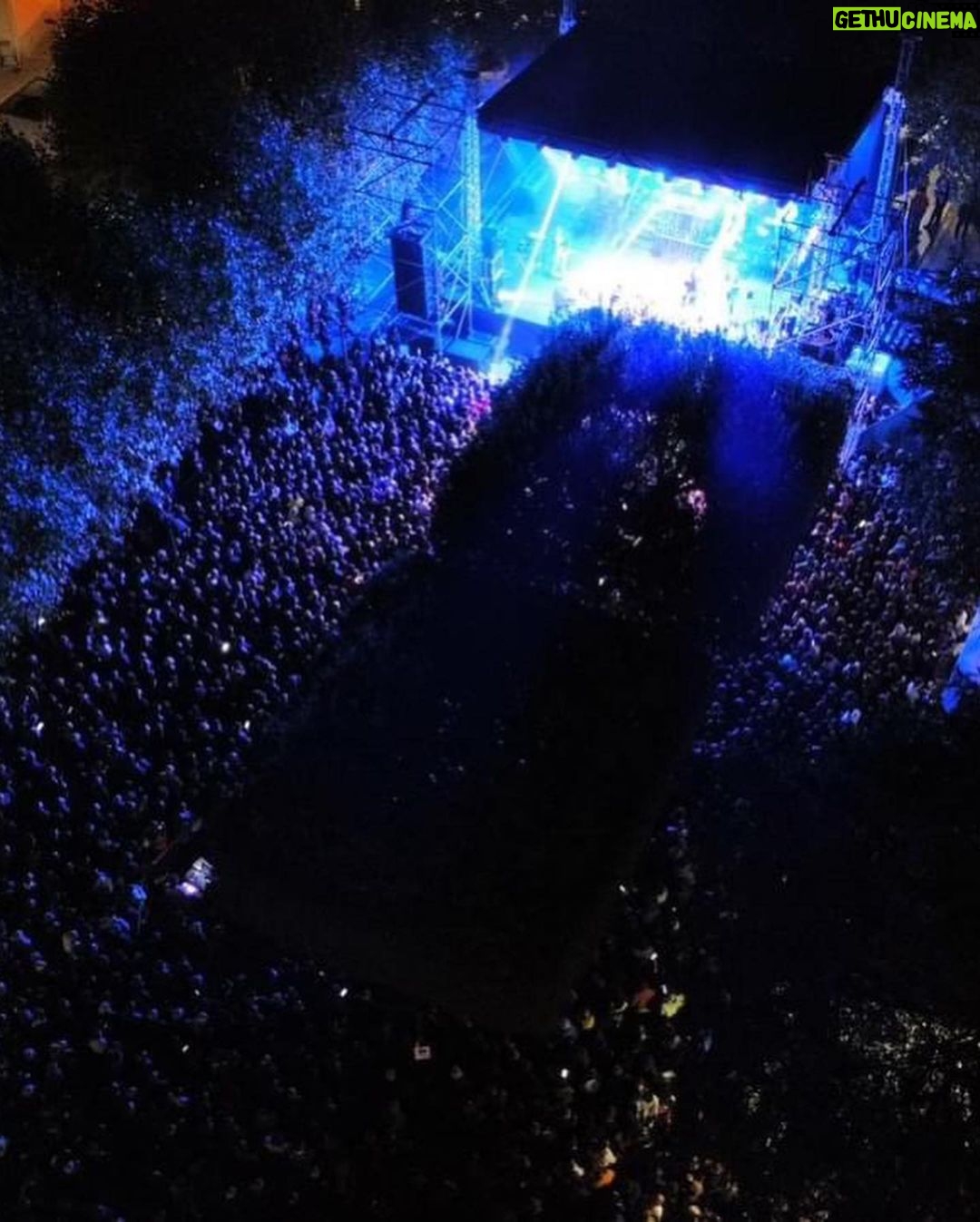 Clementino Instagram - 🐝 🐝🐝 Ultima data del #clementinolive2023 Grazie Riccia Campobasso ❤️ Molise