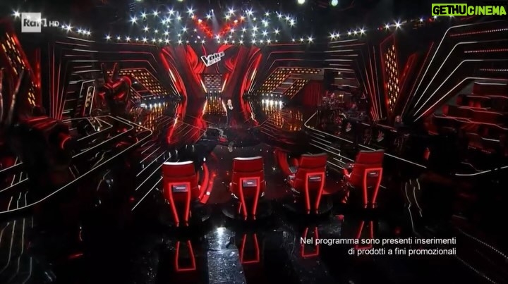 Clementino Instagram - Son Fresco! 🥤💋 🩵 The Voice !!! Grazie per averci seguito !! Appuntamento a venerdì prossimo!!! @thevoice_italy Italy