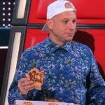 Clementino Instagram - The Voice !! Grazie per averci seguito 🩵 #TheVoiceSenior ci vediamo Venerdì !! @thevoice_italy The Voice of Italy
