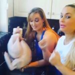 Coco Austin Instagram - Happy Thanksgiving from our crazy family to yours!! 🦃🤎 Arizona