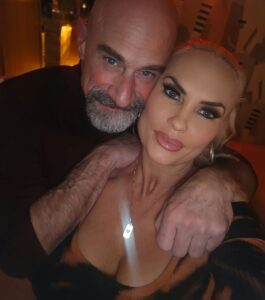 Coco Austin Instagram - And then there's this guy.... @chris_meloni might be a serious actor but the funny comedic side is award winning.. lol Been knowing @nbclawandorder guys for a looooooooong time now! #lawandordersvu #lawandordercriminalintent #svu #lawandorder