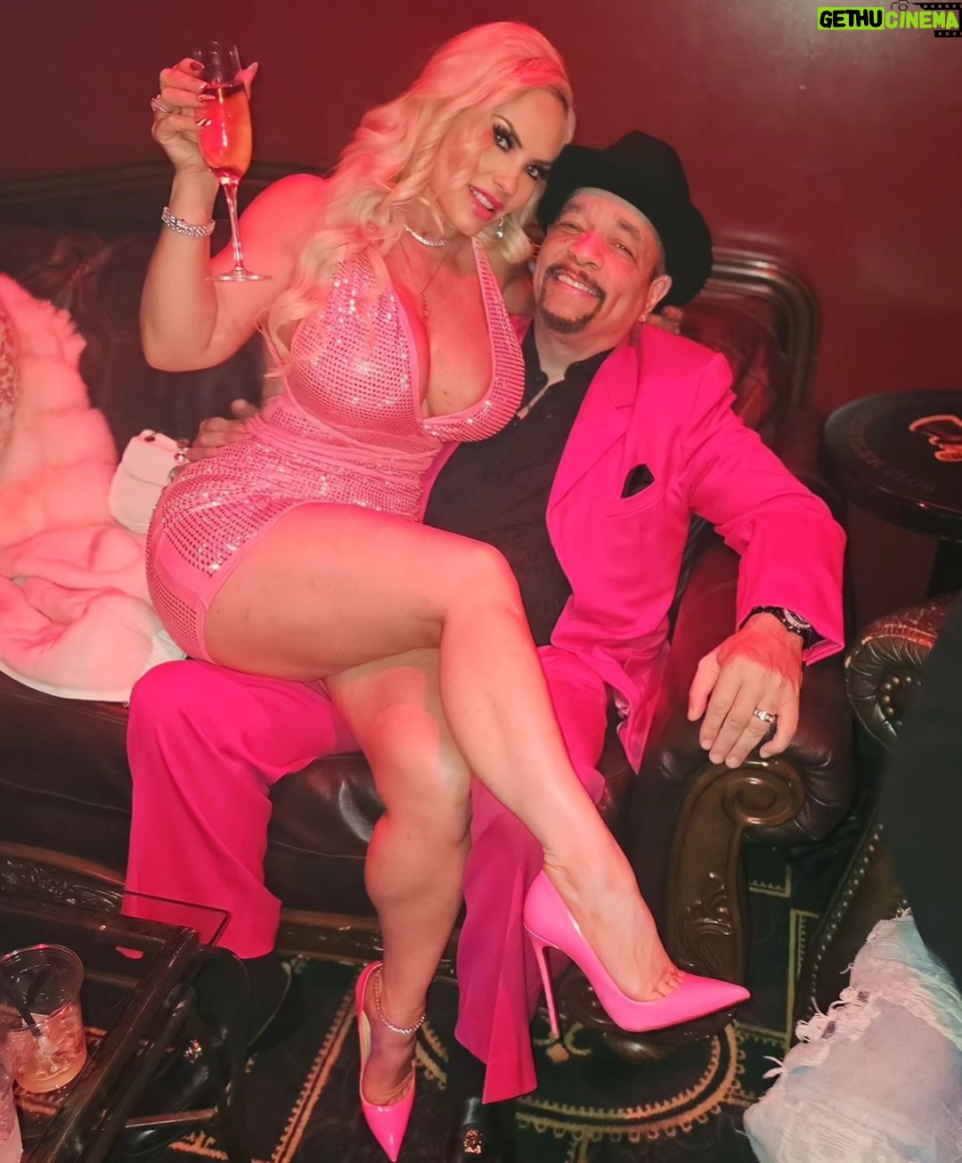 Coco Austin Instagram - Happy New Years πππππ Even though we almost missed the count down cuz we got stuck in frigin Manhattan traffic!! We still had fun afterwards (see video at the end) Again Happy Anniversary to my honey!!πππ #newyears2024 #anniversary #23yearstogetherβ€οΈ Hustler Club NYC