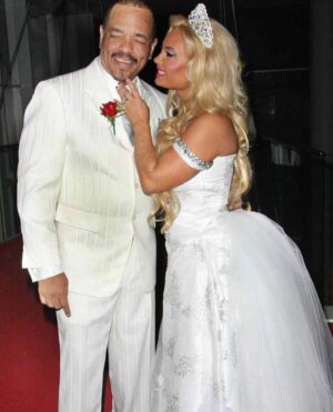 Coco Austin Instagram - Here's to 23 years with this guy!! My rock! My diamond in the rough! Love you beyond #HappyAnniversary #HappyNewYear2024 #nowordscandescribe