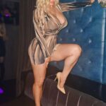 Coco Austin Instagram - Hello 45!!!! Had a really great time with close friends celebrating my special day!! Thank you all for the birthday wishes!! 🎂 Thank you for @taodowntown for the great hospitality! You guys always rock (And fyi my friend and i didn't plan on wearing the same dress.Great minds think alike lol) #stpatricksday #happybirthday #45 TAO Downtown