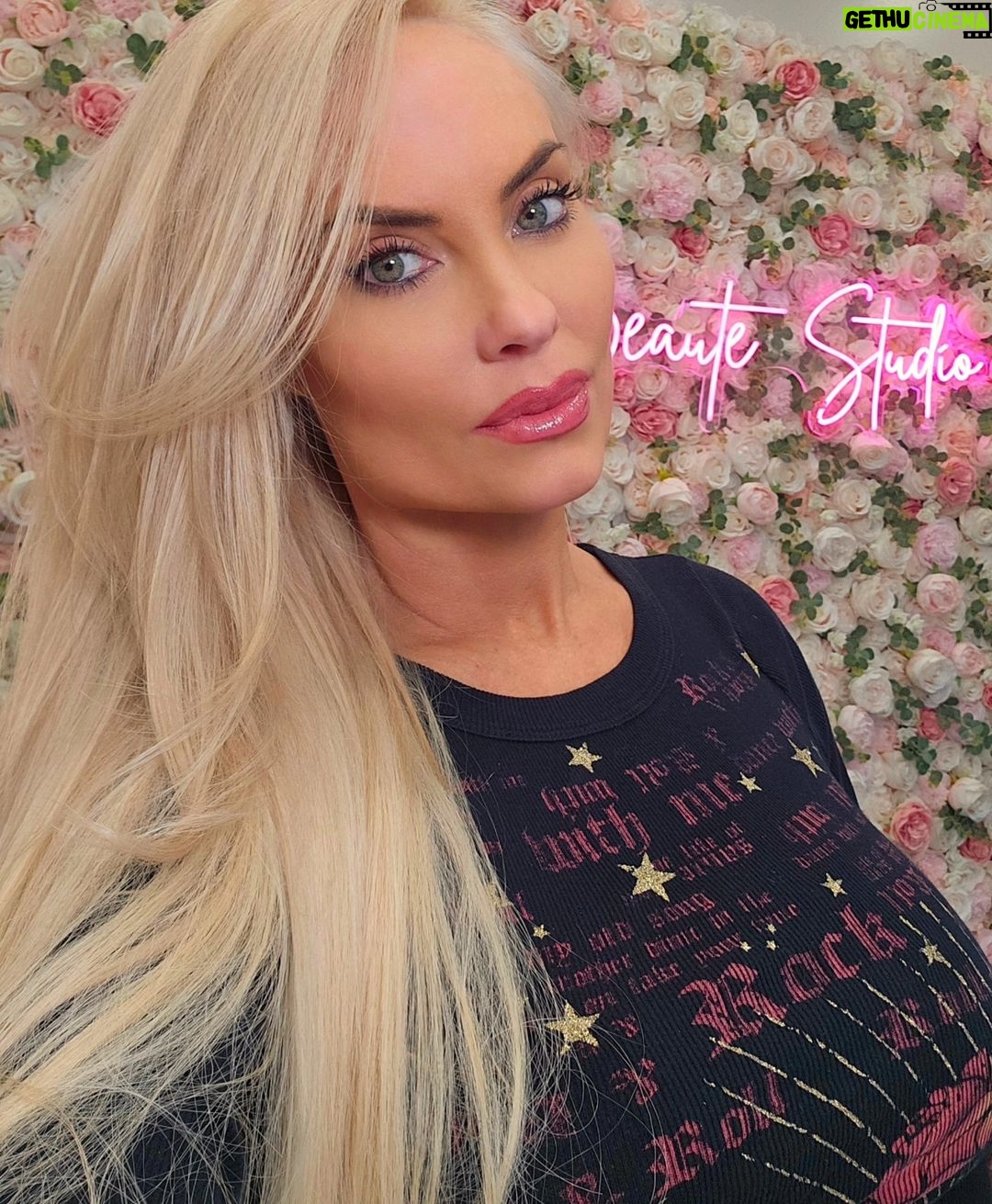 Coco Austin Instagram - Since @babychanelnicole l is off this week from school I told her she could get her hair done with me.. We've both been sick for the last couple weeks (maybe more) so its nice to come out of our funk and try to feel pretty somehow . A touch of color goes along way.. thank you @bellas_beaute_studio_ Bella's Beauté Studio