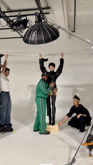 Coco Rocha Instagram - When my chiropractor asks why my back is so messed up after every photo shoot!? ☠️ 

BTS on set for @schonmagazinechina winter issue with @altorrin and @petros_koy 

Video: @eyesunnn 
Hair: @um_takayuki
Producer: @maylinlegoff 
Nails: @clawedbylacreme
MUA: @kevincheahmakeup 
Styling Assistant: @sionanstyle
Studio: @greenwoodstudiosnyc
Agency: @thelionsmgmt @nomadmgmt
Production Designer: @cyberhabibi_nyc
Photo Assistants: @thericardolara @beka.maglakelidze
