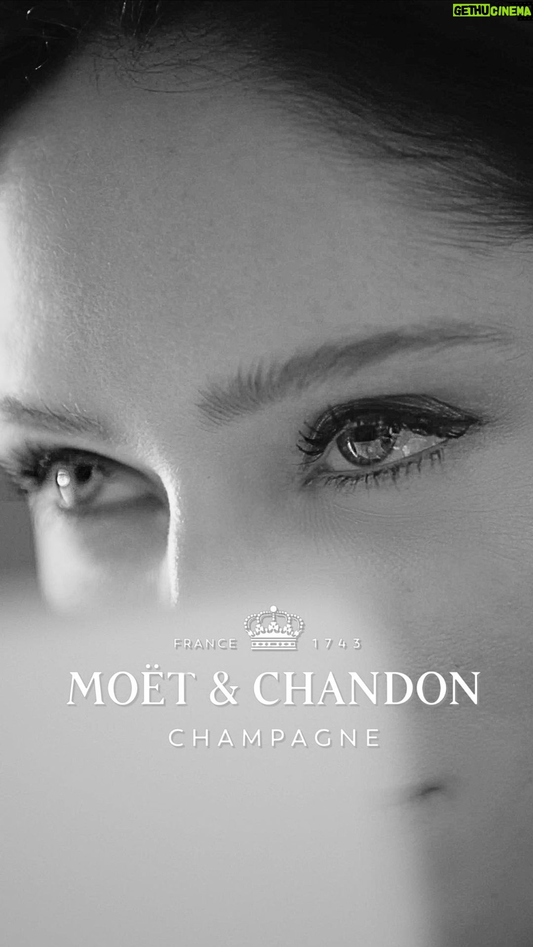 Coco Rocha Instagram - A special invitation awaits, are you ready to join? 🍾 @moetchandon @rogerfederer @lashanalynch #toastwithmoet #ad