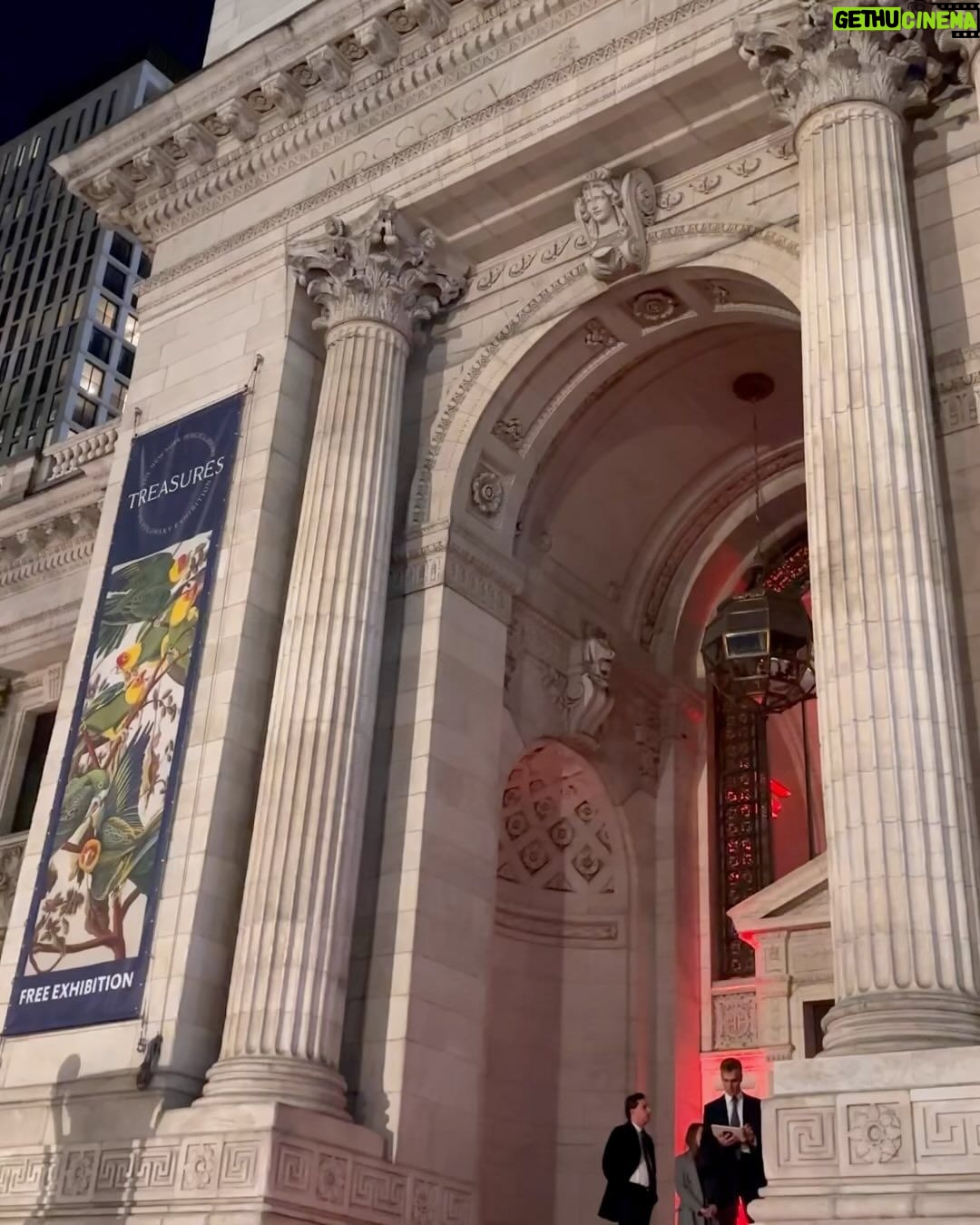 Coco Rocha Instagram - Beautiful night at the New York Public Library celebrating #EIICA2023, the 8th Ernesto Illy International Coffee Award with @illy_coffee coffee ☕️ #QualityLovesDetails #ad