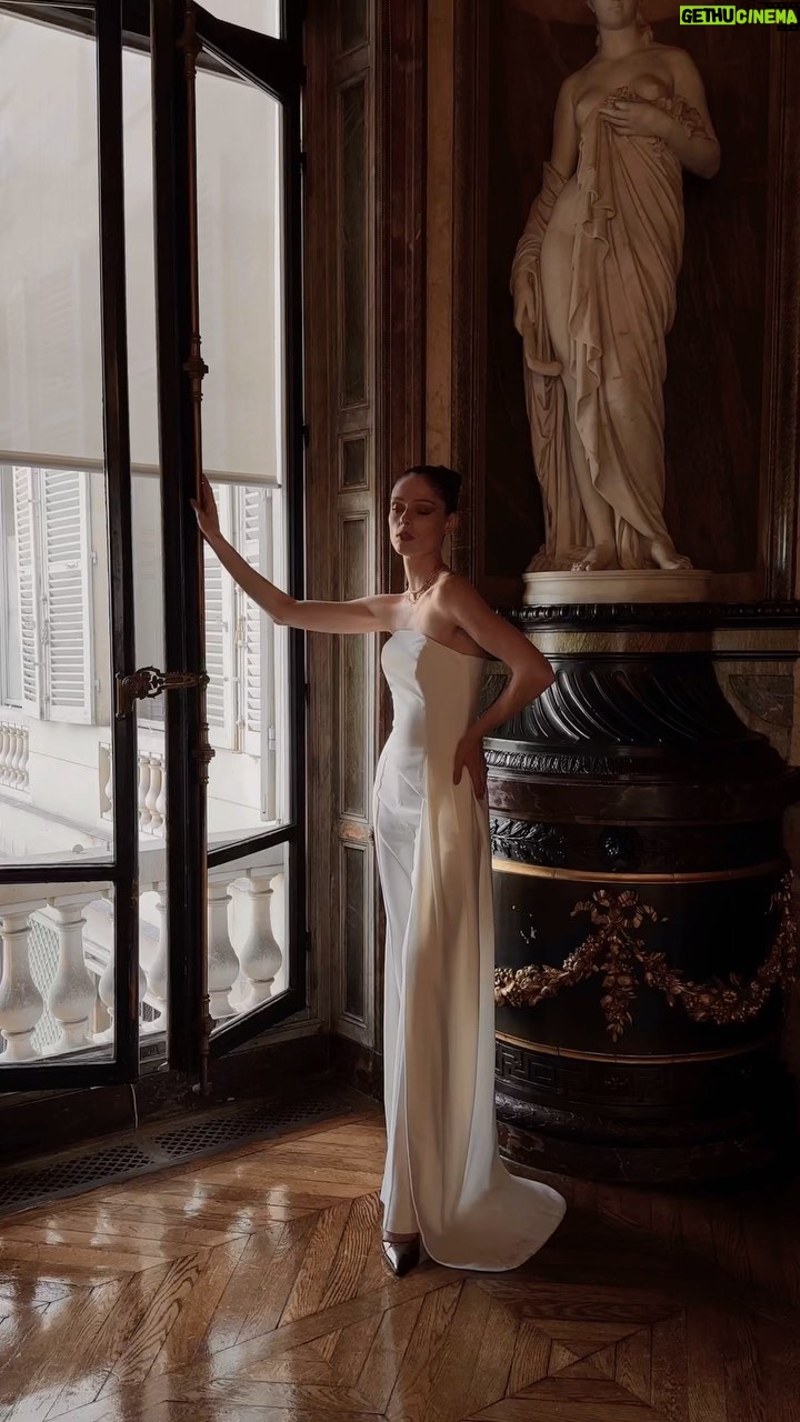Coco Rocha Instagram - Its been 20 years, but shooting on location in Paris is always special. Paris, France
