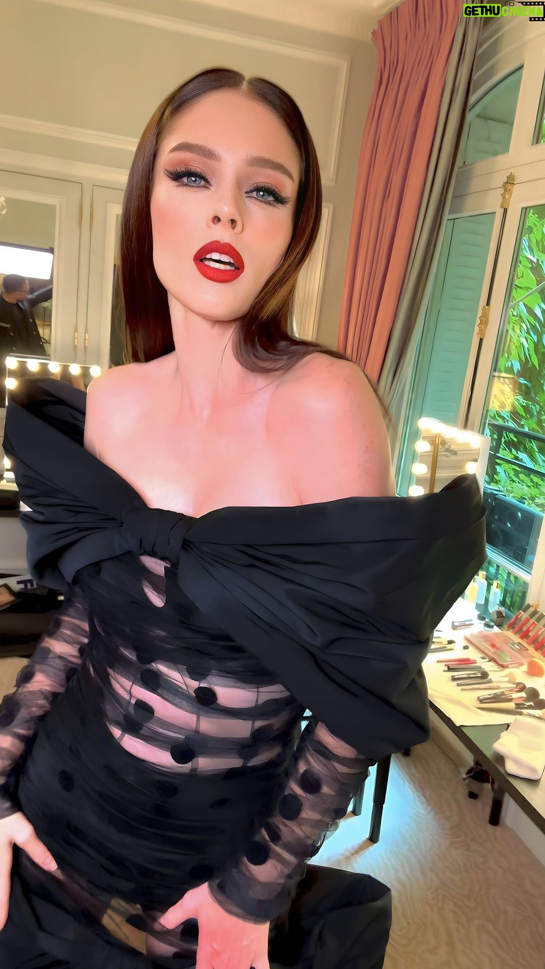 Coco Rocha Instagram - Zigazigahhhh 💋 before and after glam with @sirjohn at the @kilianparis lounge this morning. Plaza Athénée