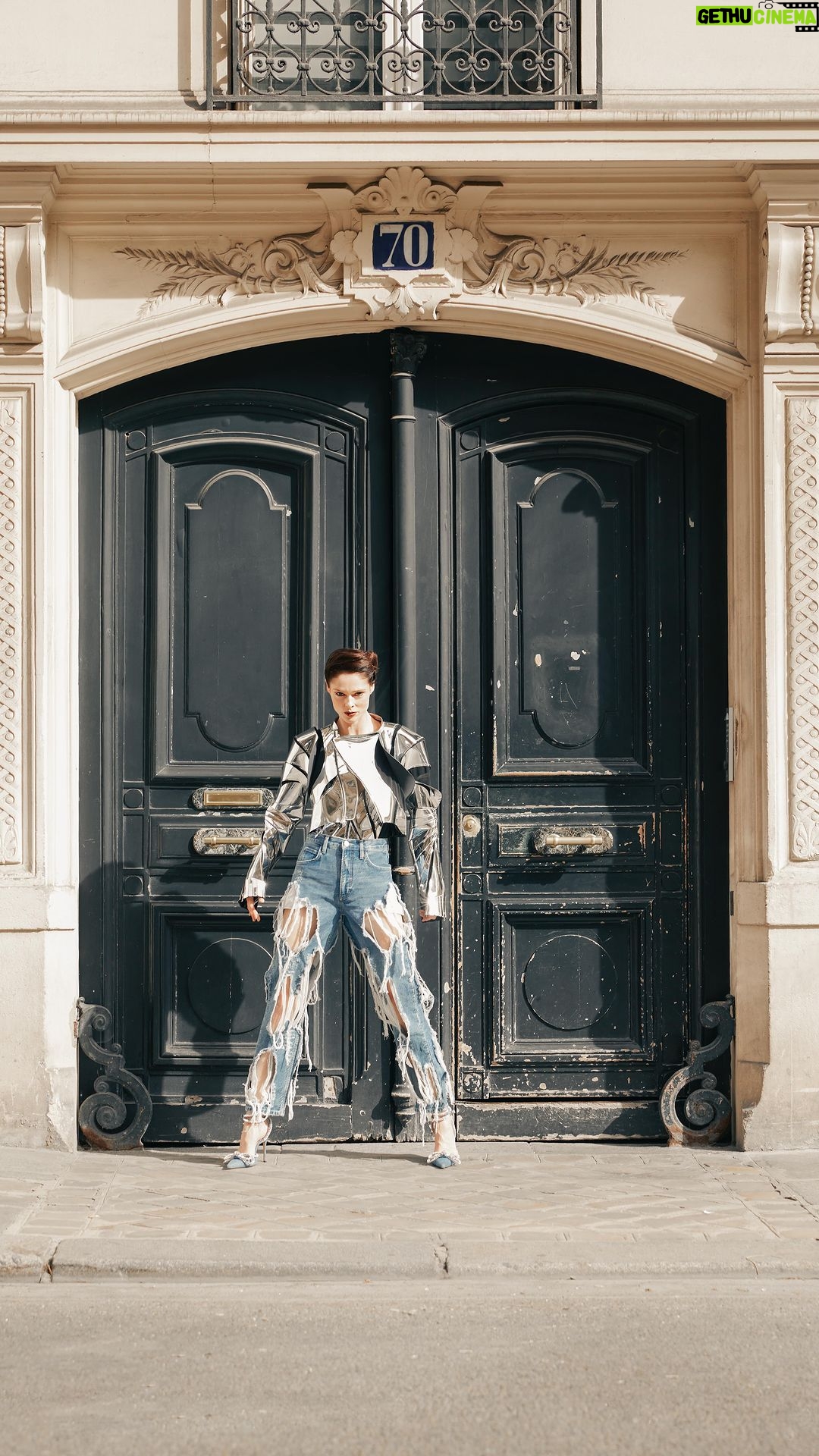 Coco Rocha Instagram - I was just really feelin’ this look! Song by my girl @marinadiamandis, styling by @altorrin. Paris, France