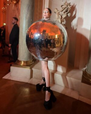 Coco Rocha Instagram - There’s always that one obnoxious person at every party 🪩 @bof @christiancowan @usher @ashleygraham @ilya.vanzato @jeaniestehrphoto @jamesedwardconran @carolynrosecina @samira_pikpo @edouardsiney