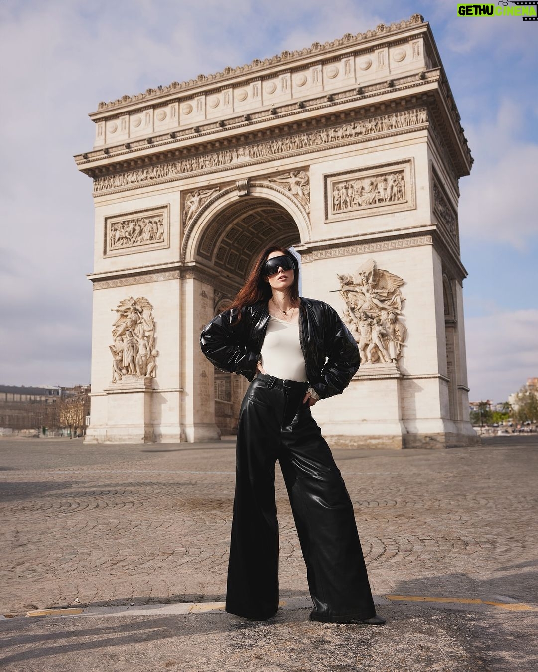 Coco Rocha Instagram - Here for the views and croissants 🥐 Paris, France