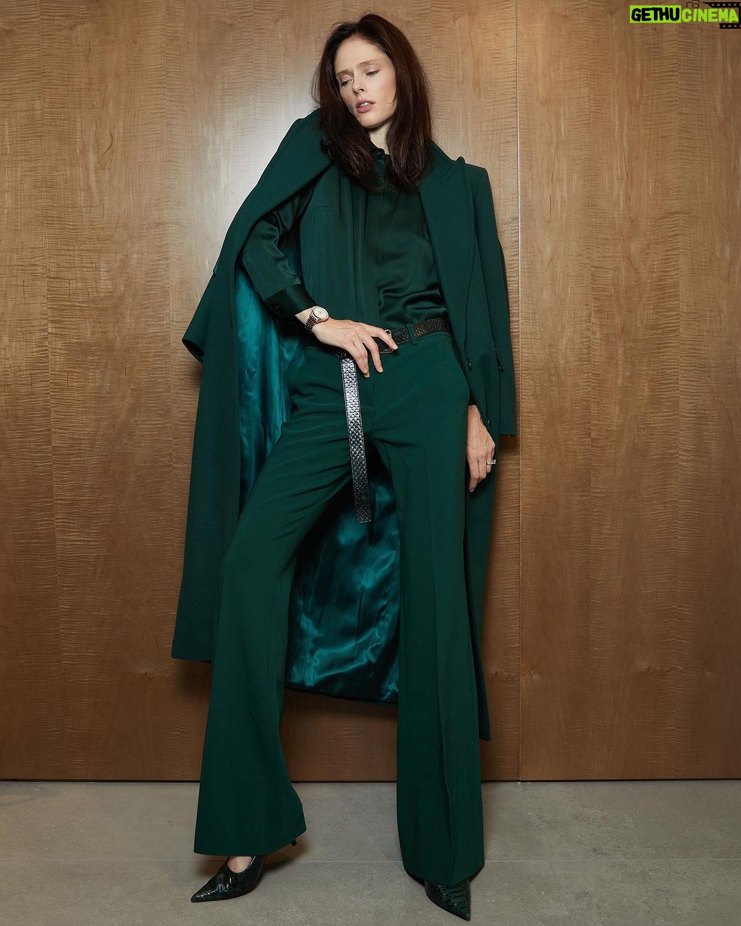 Coco Rocha Instagram - At my @michaelkors fitting for tomorrows #NYFW show and I’m so torn, which look should I go with? Green, Leopard or Blue?? #michaelkors #mkpartner #michaelkorscollection New York, New York