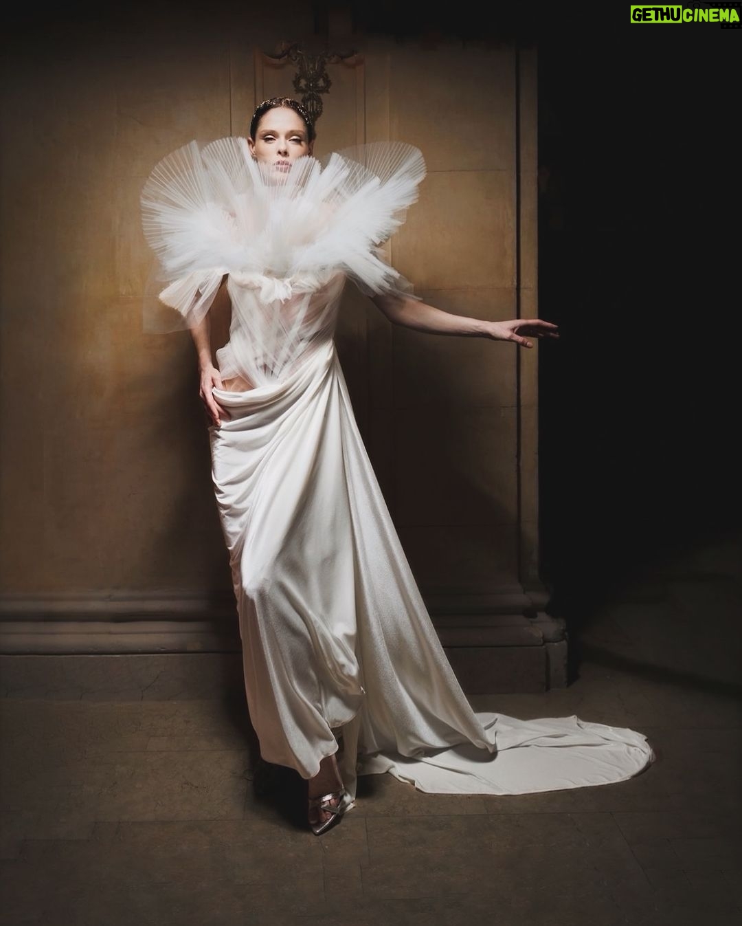 Coco Rocha Instagram - Love this ethereal moment caught by @greg_scaffidi_studio at @csiriano, just seconds before hitting the runway in the closing look 🧚 The Plaza Hotel