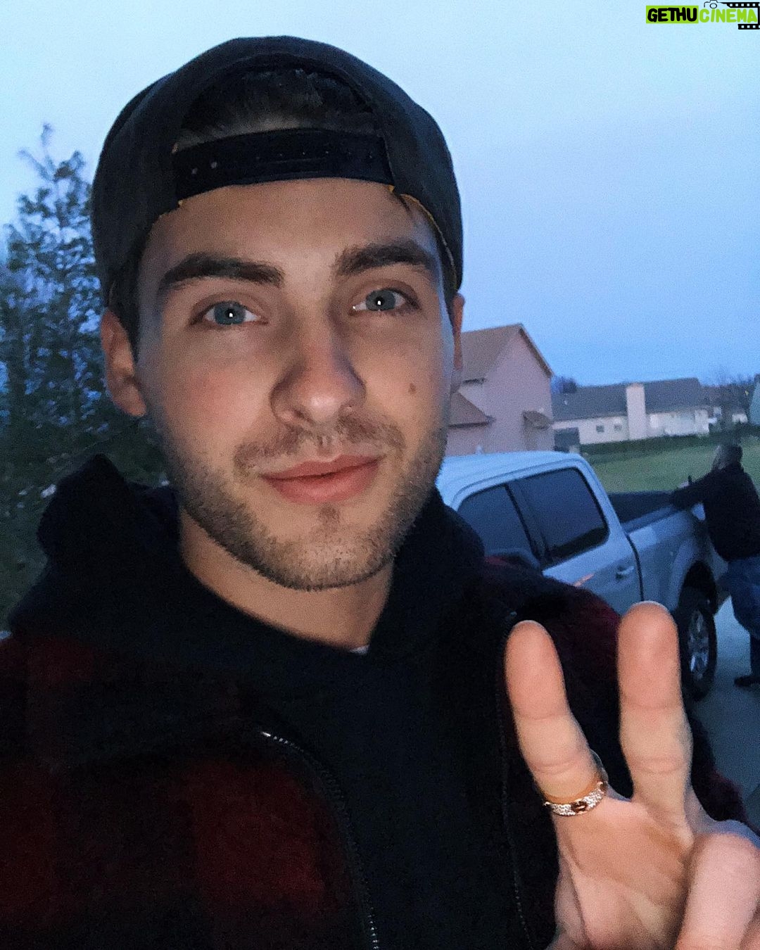 Cody Christian Instagram - my mom told me she was gonna burn this hat cause I wear it too much. LEAVE ME ALONE MOM. also hi. happy ALMOST 2020. we’re all gonna kill it next year. I know it.