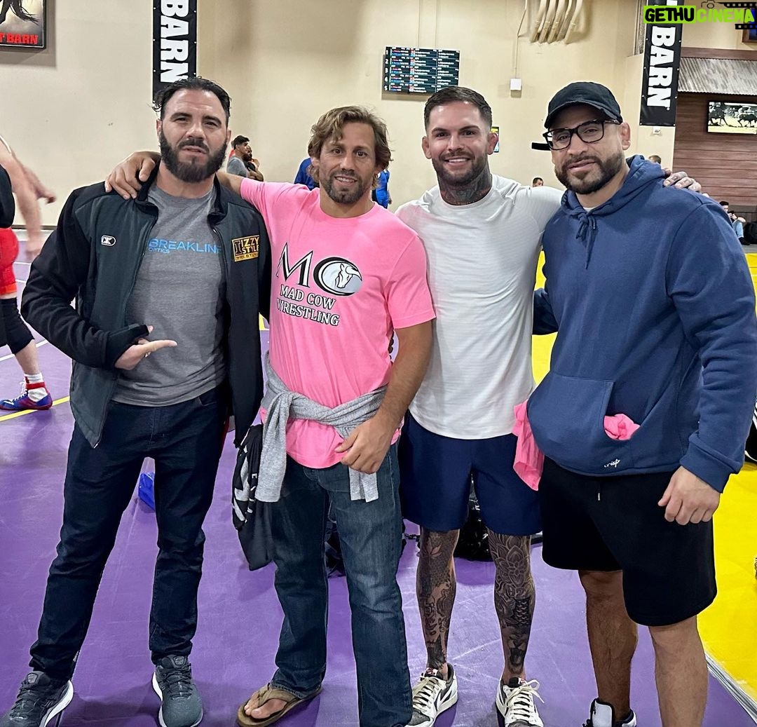 Cody Garbrandt Instagram - Great to see the boyzz over the weekend at the US Open!! #TAM4Life