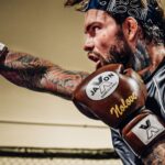 Cody Garbrandt Instagram - ʙᴇʜɪɴᴅ ᴇᴠᴇʀʏ ꜱᴛʀᴏɴɢ ᴘᴇʀꜱᴏɴ, ᴛʜᴇʀᴇ ɪꜱ ᴀ ꜱᴛᴏʀʏ ᴛʜᴀᴛ ɢᴀᴠᴇ ᴛʜᴇᴍ ɴᴏ ᴄʜᴏɪᴄᴇ. . ＃ＮＯＬＯＶＥＳＢＡＣＫ . . || Photo Cred @emjaystriker . #nolovesback #codygarbrandt #ufc #ufcfighter #grappler #nolove💔 #vegas #onekicksgym #lasvegas #mmaphotography #menwithtattoos #kickboxing #boxing #mmaphotographer #facetattoo #mma #mmafighter #gymday #jaxonfightgear