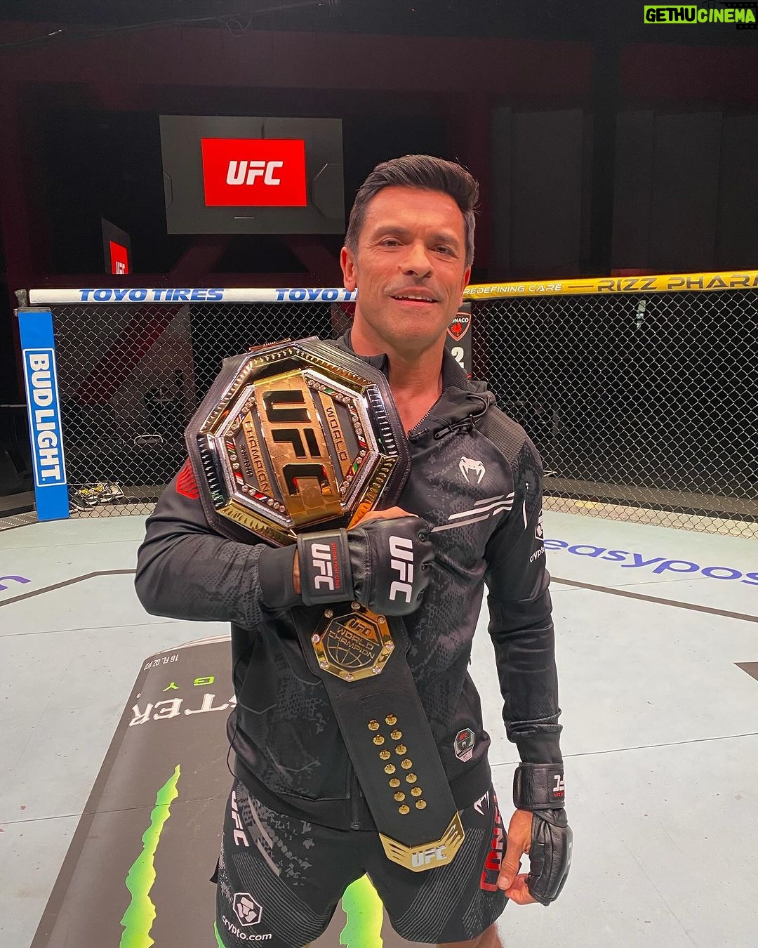 Cody Garbrandt - 30.1K Likes - May you be as happy as @instasuelos was learning how to train like a @ufc fighter!