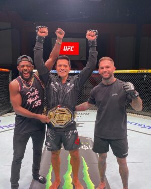 Cody Garbrandt Instagram - May you be as happy as @instasuelos was learning how to train like a @ufc fighter!