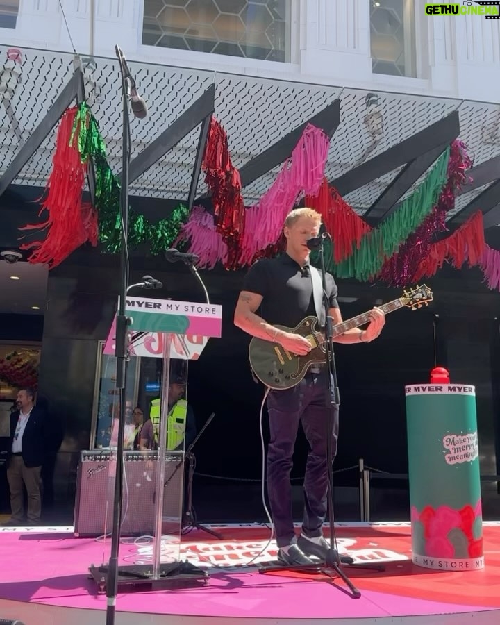 Cody Simpson Instagram - x @myer. It’s beginning to look a lot like Christmas. Loved performing some classics & unveiling the @officialblueytv Christmas windows. #MyerChristmas