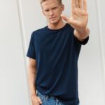 Cody Simpson Instagram – Have you ever felt unsafe or uncomfortable on the streets? Studies show 78% of women have experienced street harassment in their life. As a @lorealparis ambassador I hope to bring awareness to the @plan_australia 5D training to help others safely intervene when they see it. #WeStandUp #lorealparis