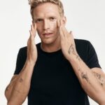 Cody Simpson Instagram - Being a swimmer in the chlorine for hours a day, I’m glad I have @lorealparis to keep my skin hydrated. Stoked to be in their Men Expert campaign for the new L’Oréal Paris Power Age Serum and Moisturiser. It’s full of hyaluronic acid for long-lasting hydration. #lorealmenexpert #lorealparisaunz #ad