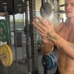 Cody Simpson Instagram - I may not be drinking vino, but I’m still lifting weights to Dino
