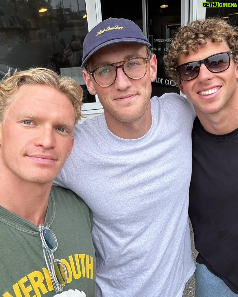 Cody Simpson Instagram - My life as a competitive athlete is gold, but the mates I’ve made along the way are priceless. The Gold Coast will miss @mackhorton.