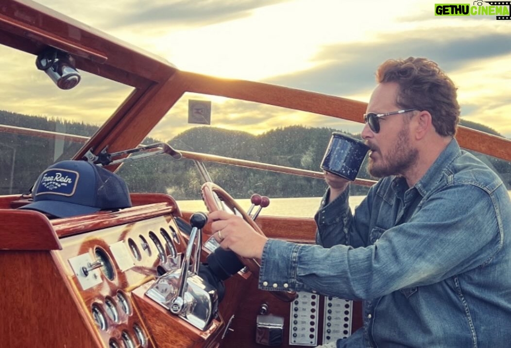 Cole Hauser Instagram - Morning cruise @freereincoffeecompany get up and get after it!