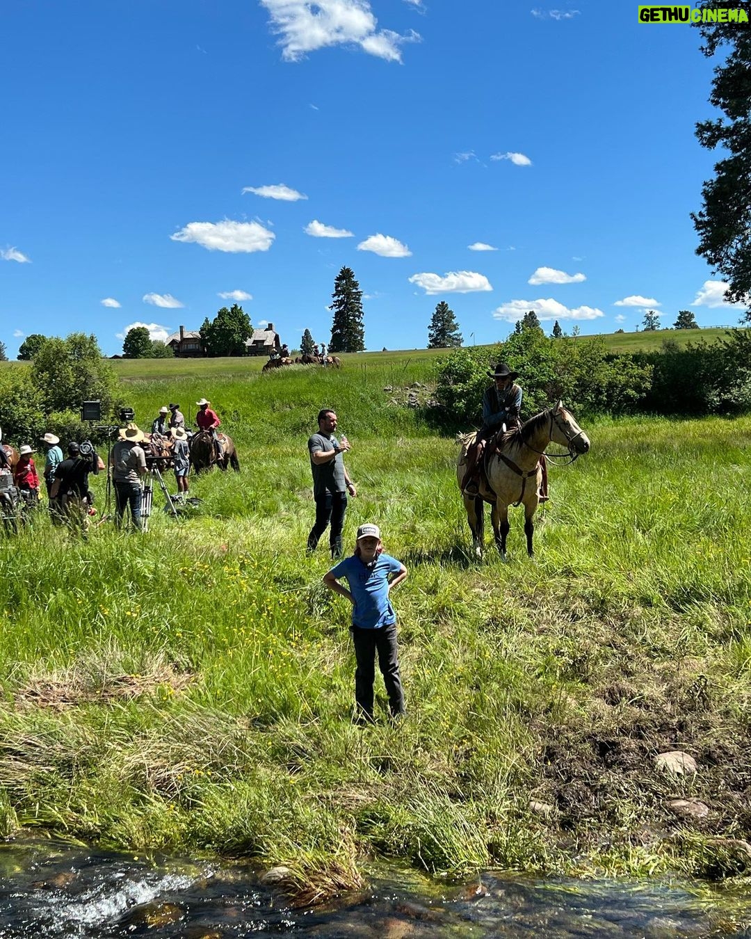 Cole Hauser Instagram - Steely Rose and I on set last week of S5 @yellowstone solo with the love of my life #fatherdaughtertime you are the future my beautiful