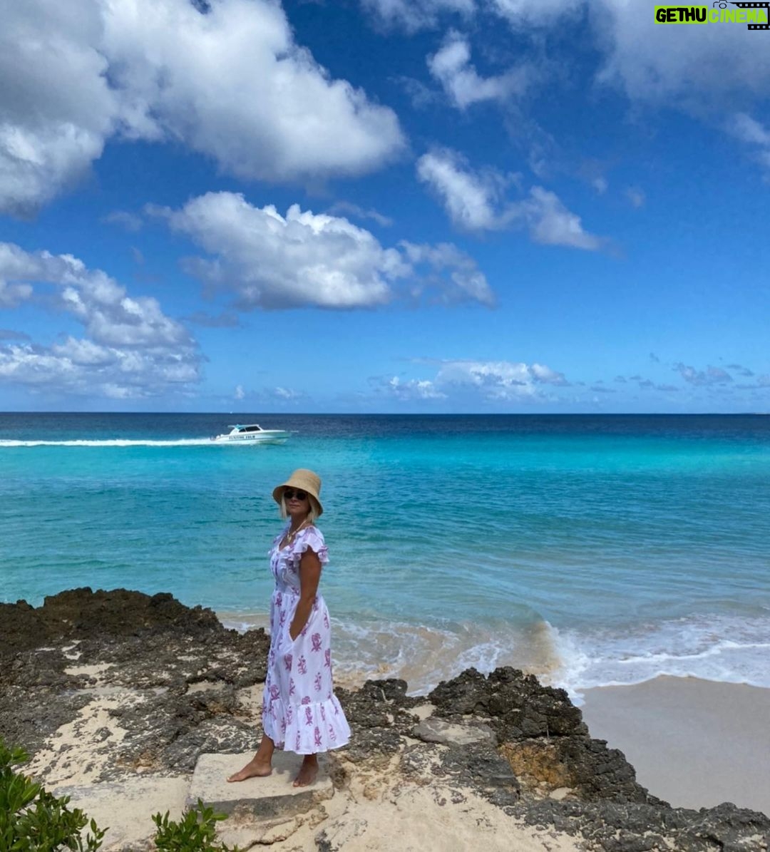 Cole Hauser Instagram - A day in the life of Anguilla 🇦🇮 Thank you for the wonderful people, food, music, sunshine and ocean! @cynhauser ❤️