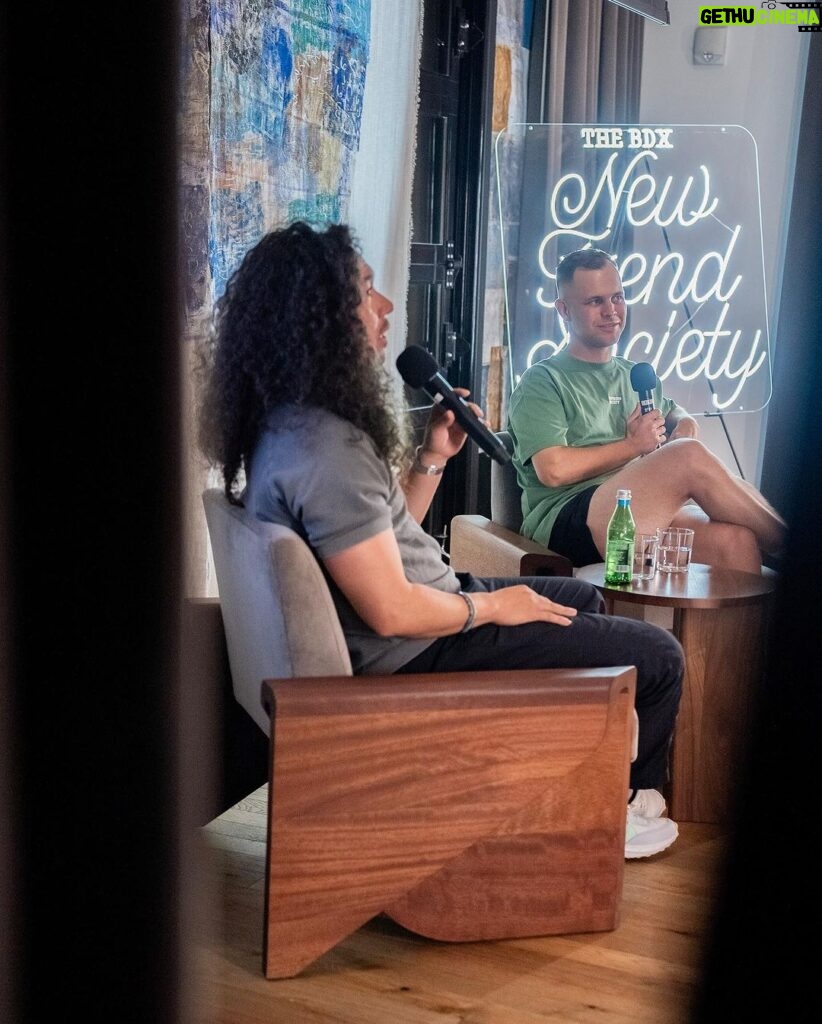 Cole Walliser Instagram - Packed house speaking for New Trends Society at Neuehouse this week. I truly love sharing my thoughts and experiences in long form conversations. Hopefully we can push some clips out from the podcast here too! Can’t wait to do some more of this. Venice Beach, California
