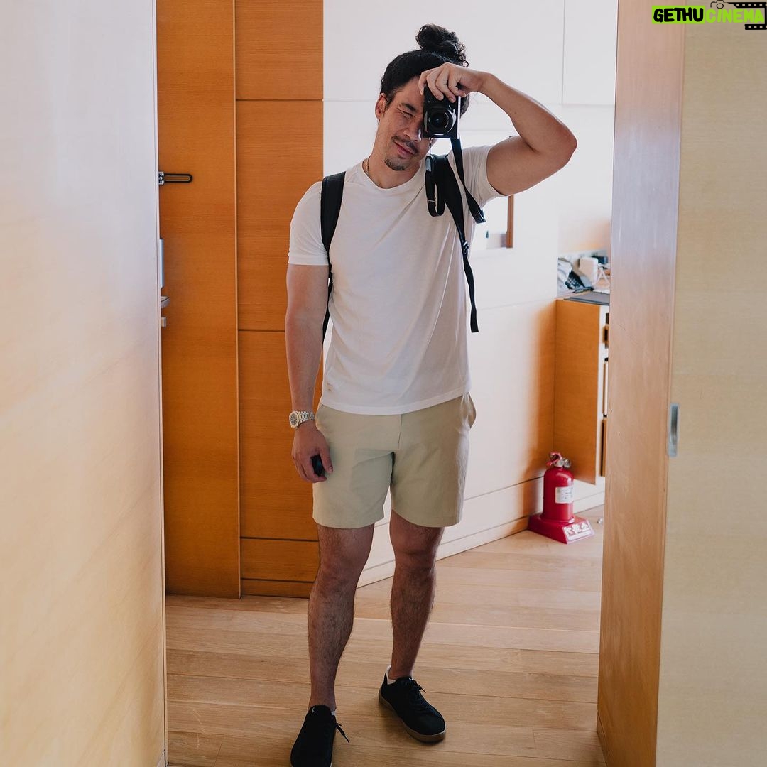 Cole Walliser Instagram - A month of mirror selfies. #amonthofmirrorselfies Worldwide